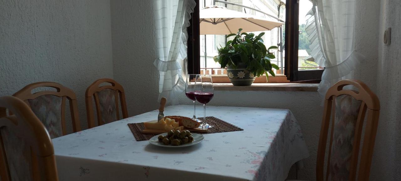 Apartma Pr' Ivani Miskorinovi Breginj Exterior foto